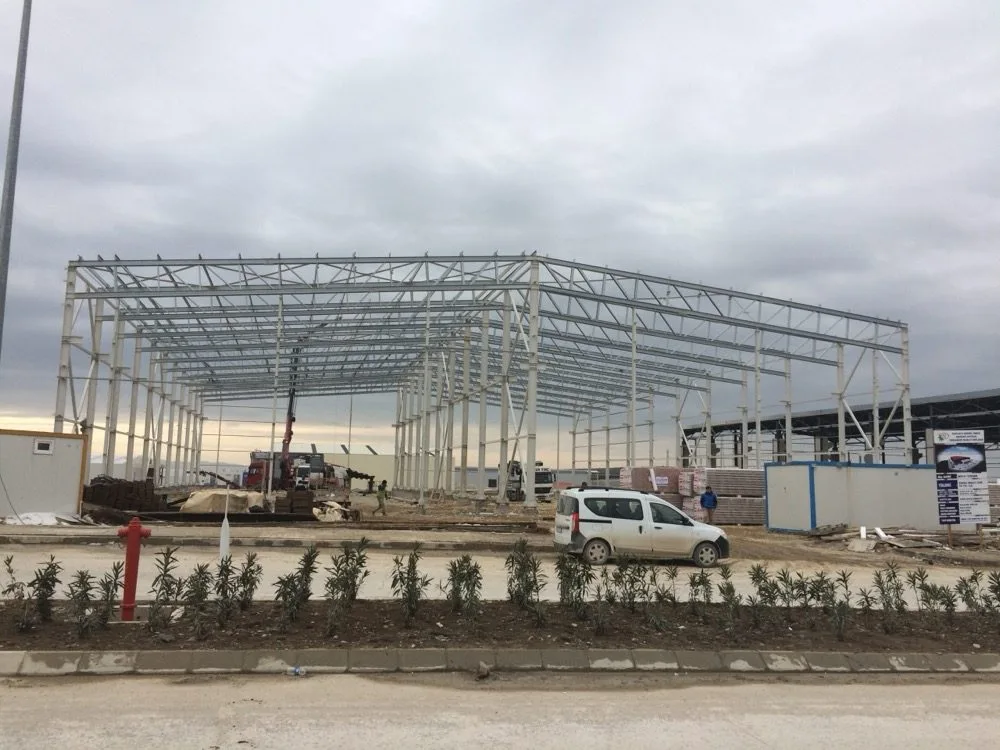 Hafif Çelik Hangar, Depo Ve Fabrika Binalari